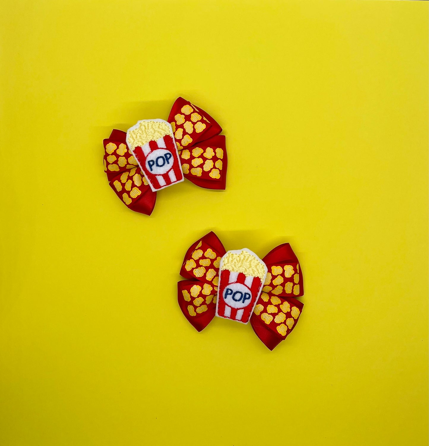 Mini Popcorn Bow