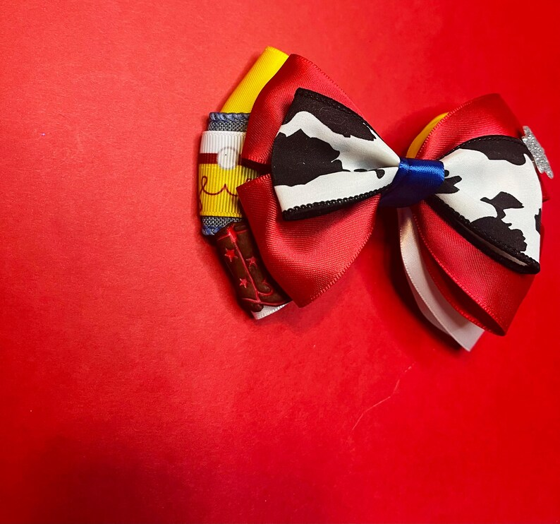 Cowgirl Inspired Bow