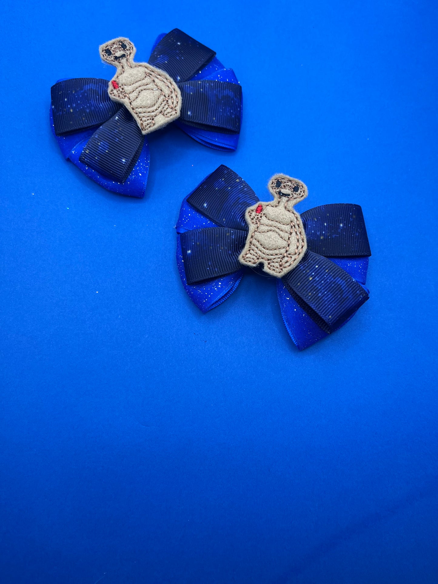 Mini Alien Inspired Bow