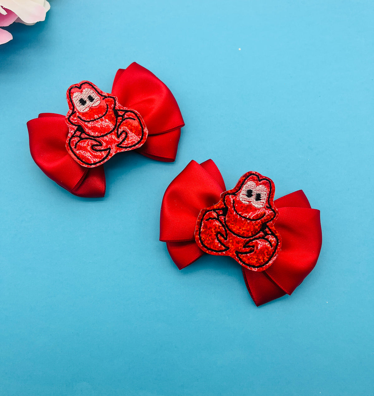 Mini Crab Inspired Bow