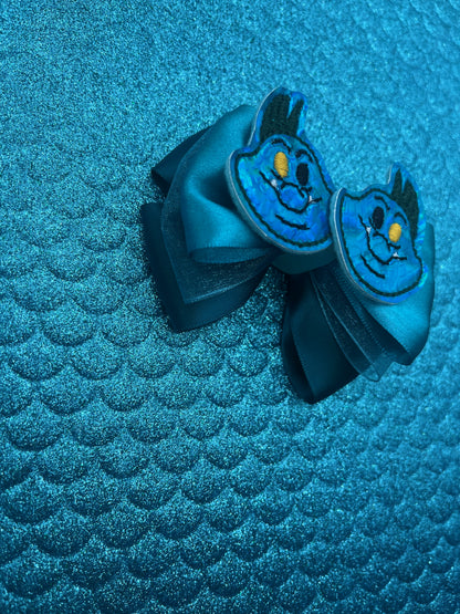 Eel Inspired Bow